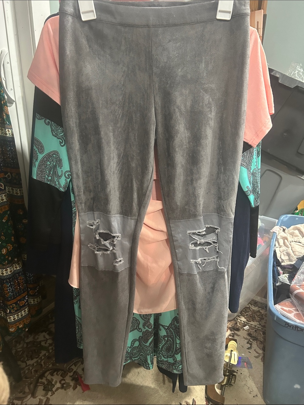 Gray Womens Distressed Knee Jeans Leggings - Picture 5 of 5